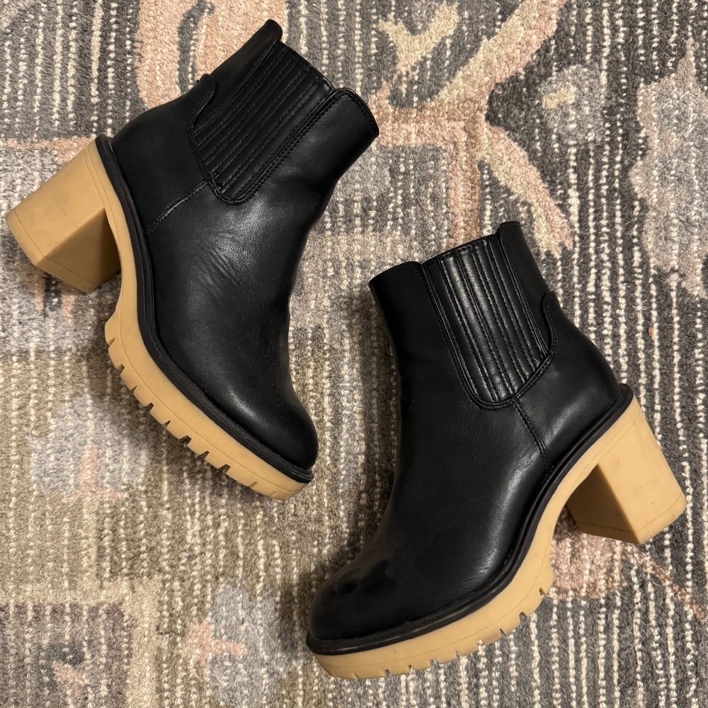 Ankle boots